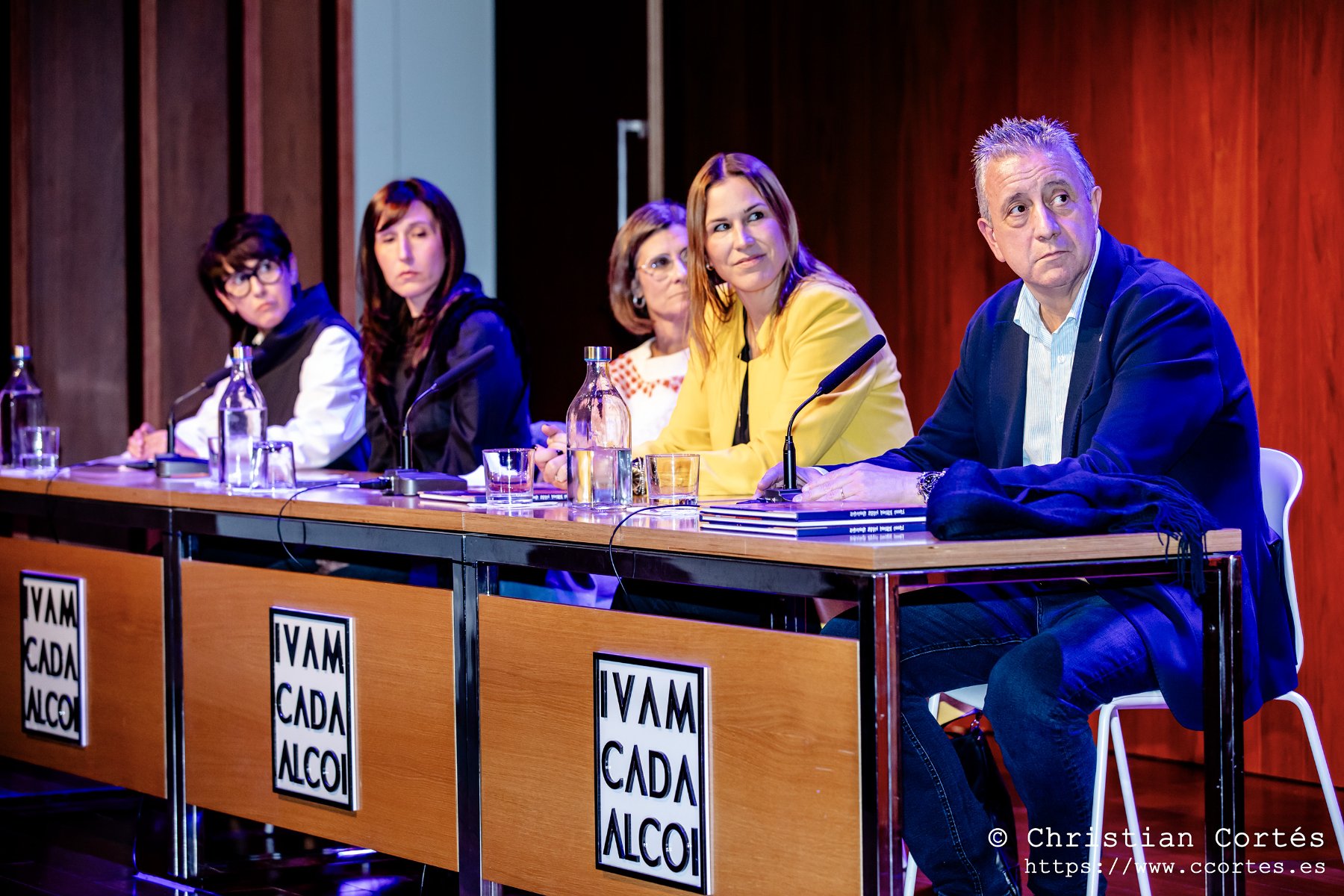 20241114 PresentacioLlibreFannu IvamCada 24