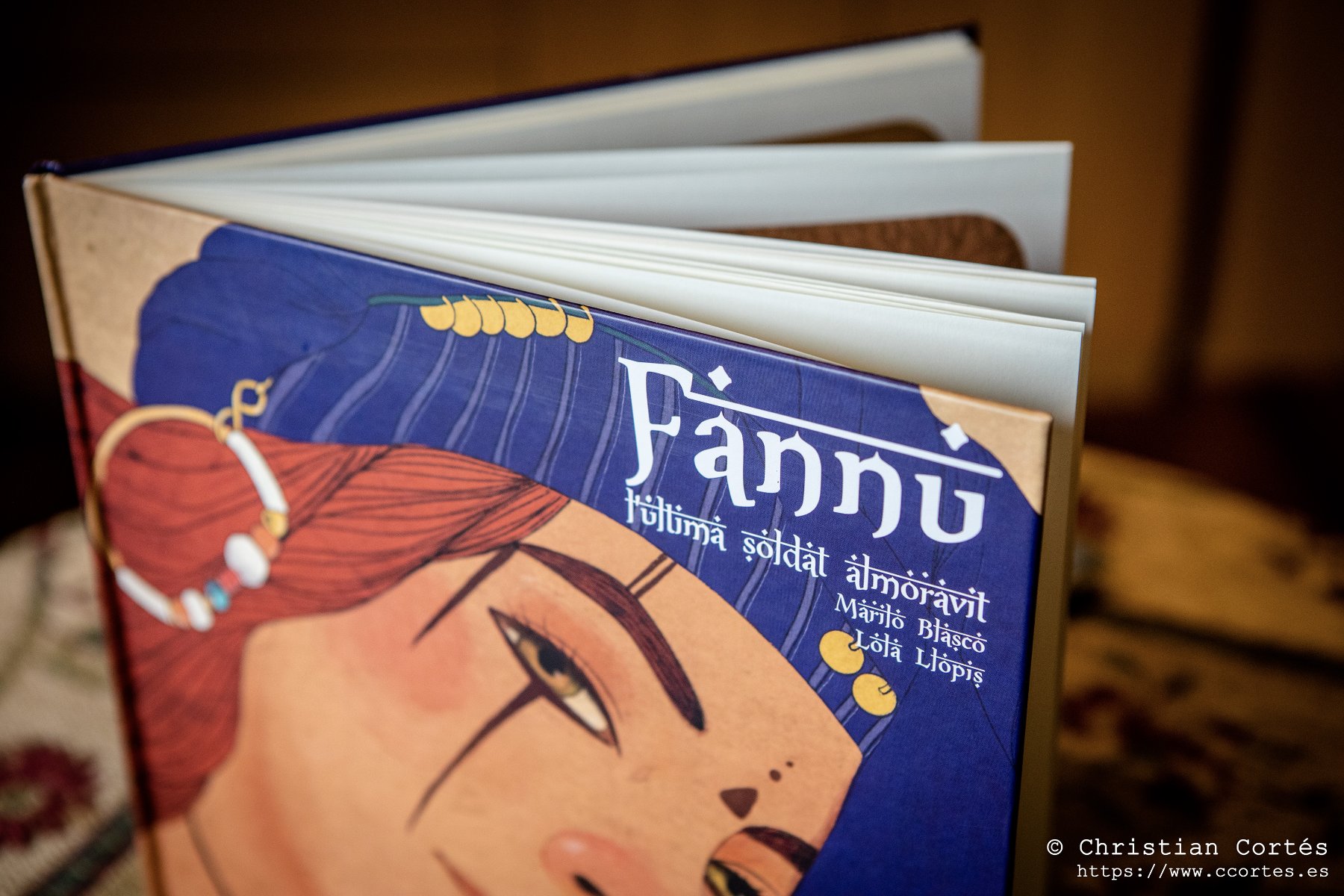 14/11/2024 - Fotografiando la presentación del libro "Fannu, l'última soldat almoràvit"